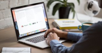 5 ESSENTIAL SOFTWARE AND APPLICATIONS FOR WORK AND THE WORKPLACE Software working